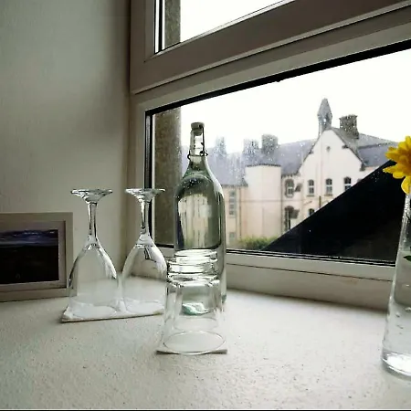 Dingle Garden Townhouse-2